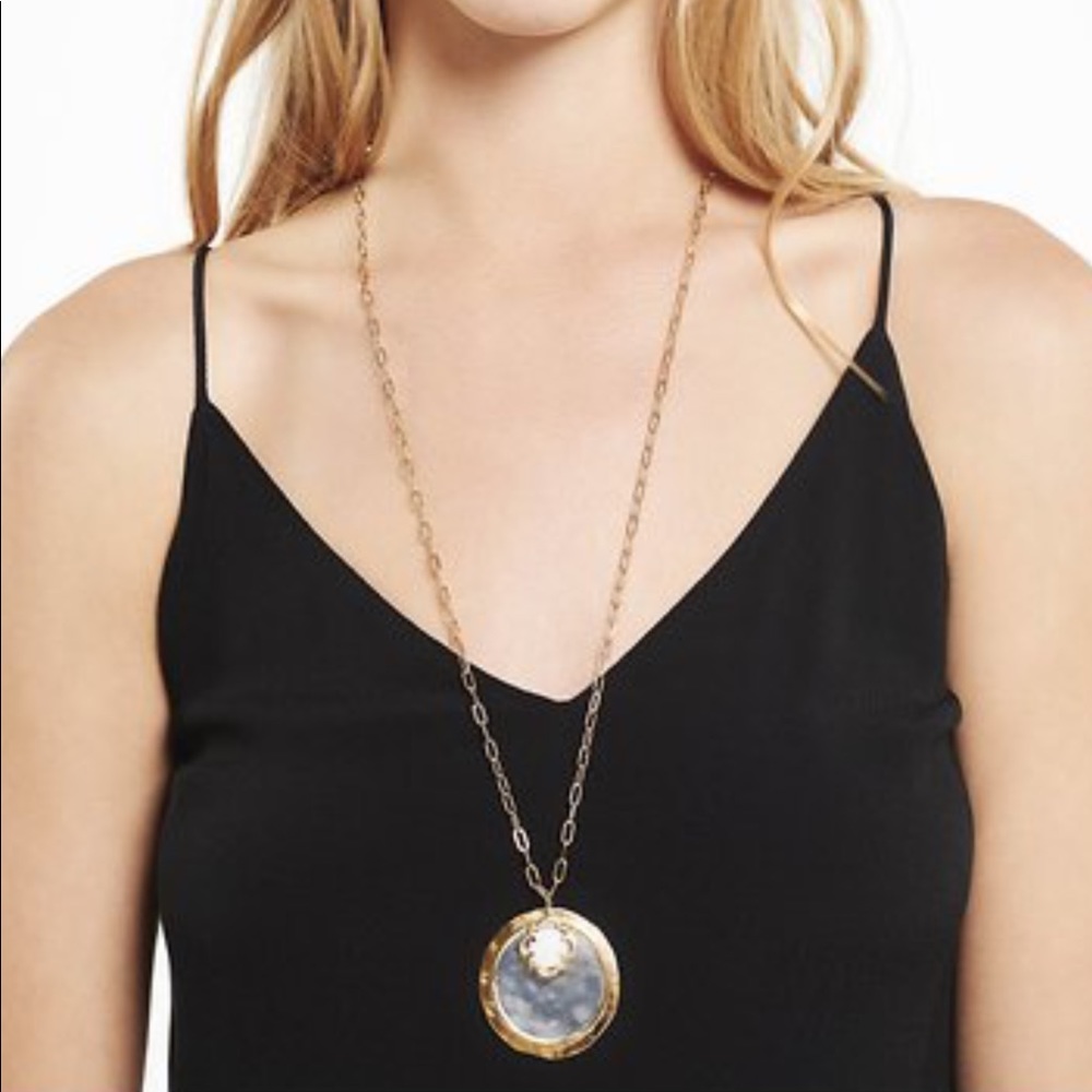 Stella & Dot Amala Pendant